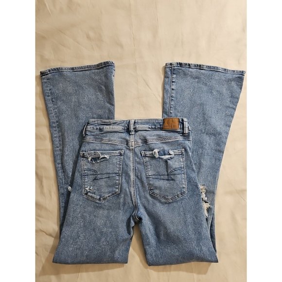 American Eagle Super High Rise Distressed Ripped Flare Jeans 6 Long - Picture 6 of 6
